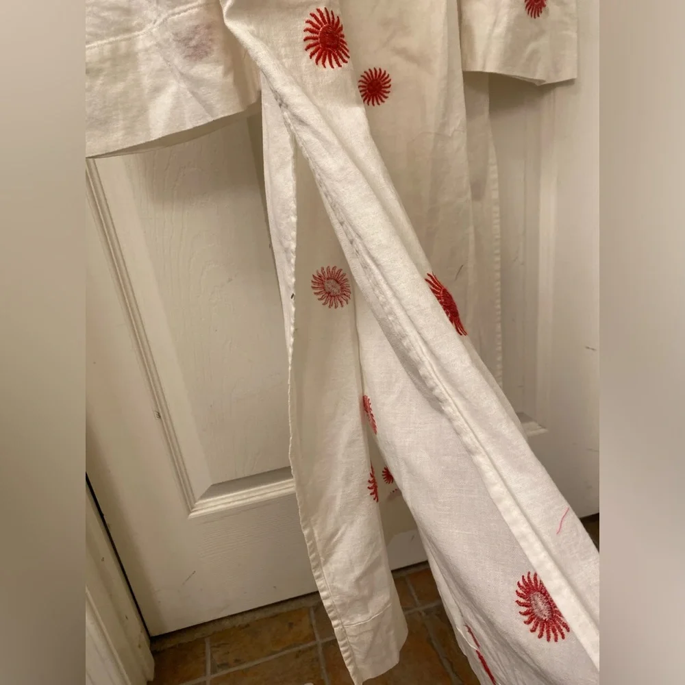 Free people White Dress with Red Floral Embroidery size XS oversized - Picture 8 of 10